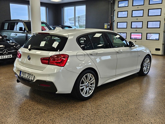 BMW 118i 6 of 21