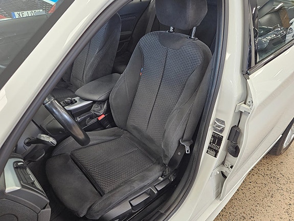 BMW 118i 15 of 21