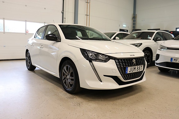 Peugeot 208 2 of 24