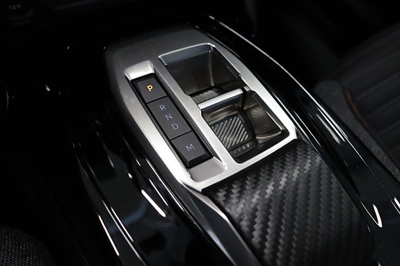 Peugeot 208 19 of 24