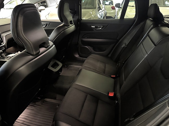 Volvo V60 19 of 24