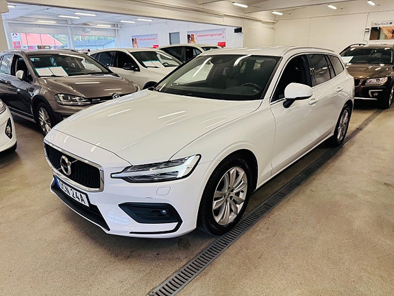 Volvo V60 14 of 24
