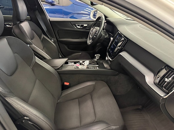 Volvo V60 17 of 24