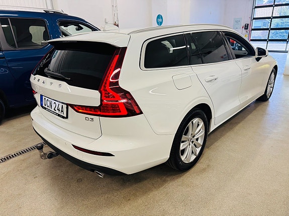 Volvo V60 15 of 24