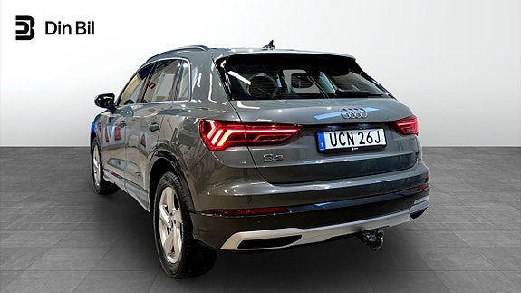 Audi Q3 3 of 20