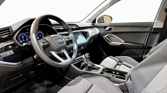 Audi Q3 7 of 20