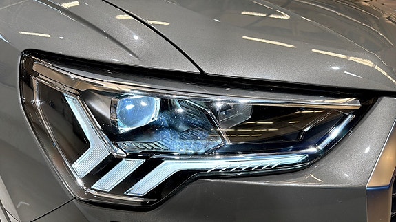 Audi Q3 16 of 20