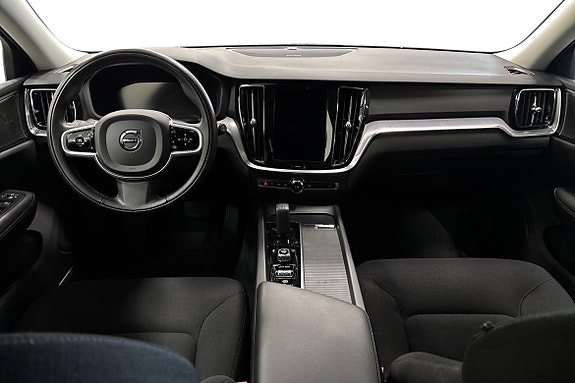 Volvo V60 Cross Country 9 of 28