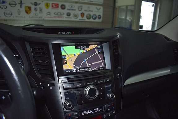 Subaru Outback 12 of 18