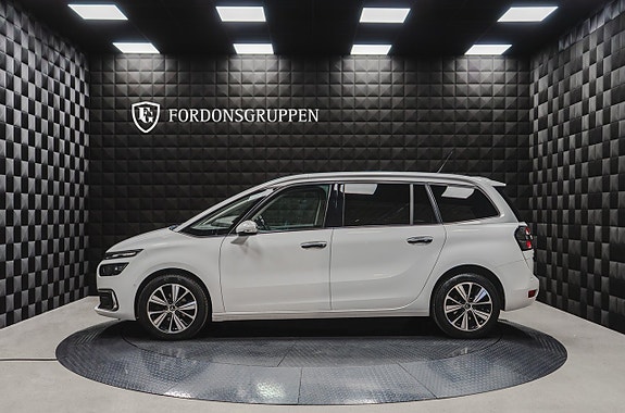 Citroen Grand C4 Picasso 3 of 29