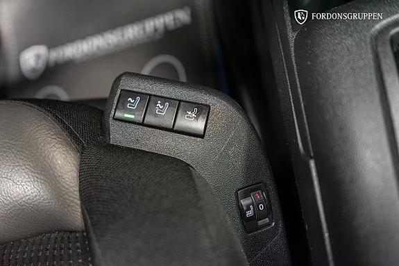 Citroen Grand C4 Picasso 27 of 29