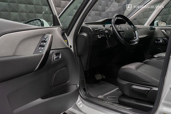 Citroen Grand C4 Picasso 13 of 29