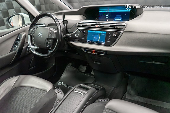 Citroen Grand C4 Picasso 19 of 29