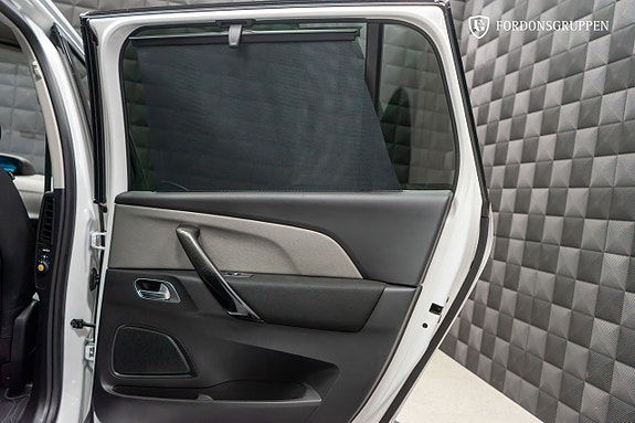 Citroen Grand C4 Picasso 28 of 29