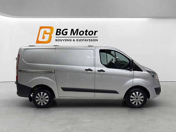 Ford Transit Custom 3 of 18