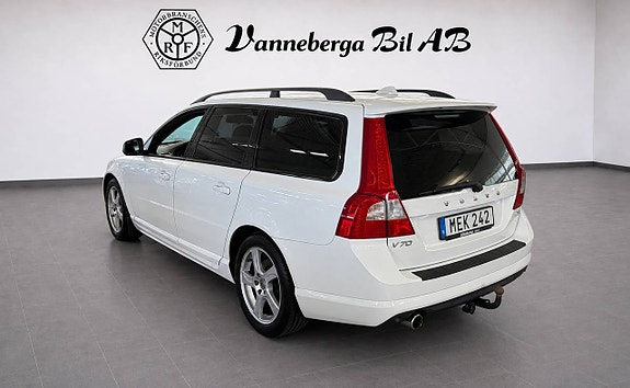 Volvo V70 4 of 6