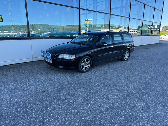 Volvo V70 6 of 7