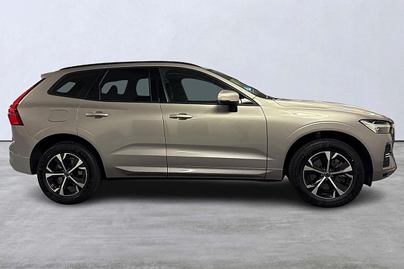 Volvo XC60 3 of 19