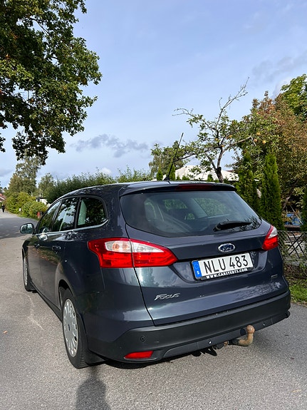 Ford Focus 4 of 9