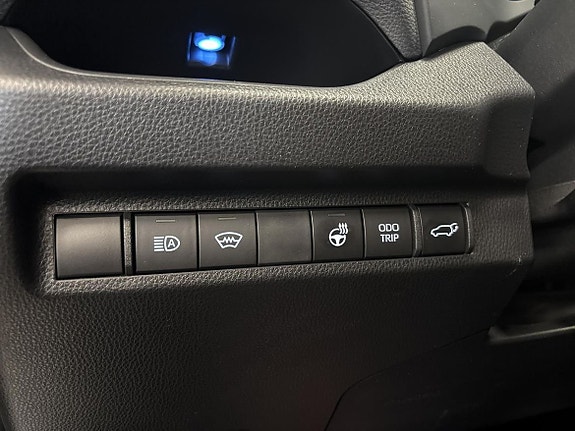 Toyota RAV4 19 of 19