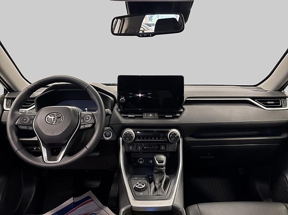Toyota RAV4 11 of 19