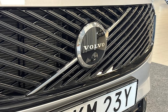 Volvo XC90 24 of 29
