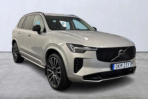 Volvo XC90 6 of 29