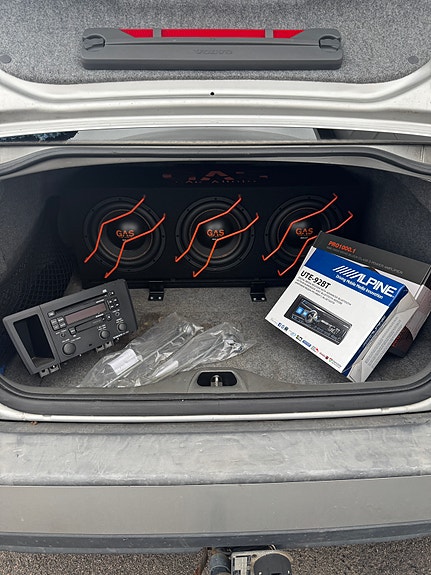 Volvo S60 3 of 10