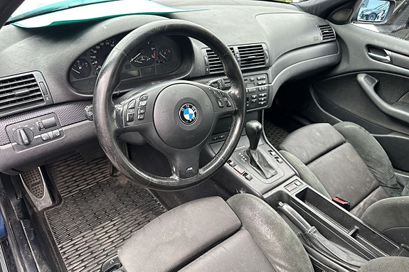 BMW 320i 14 of 14
