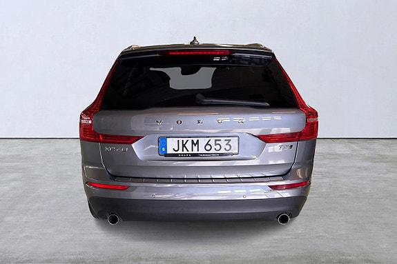 Volvo XC60 5 of 22
