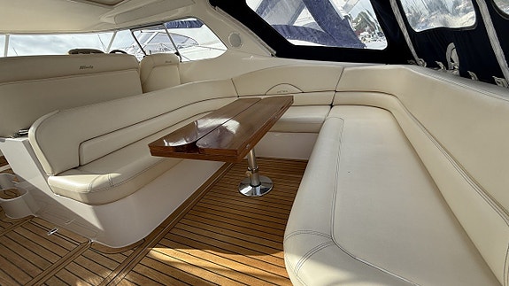 Windy 37 Grand Mistral HT - 2006 6 of 17