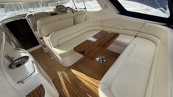 Windy 37 Grand Mistral HT - 2006 5 of 17