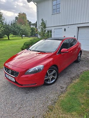 Volvo V40 3 of 8
