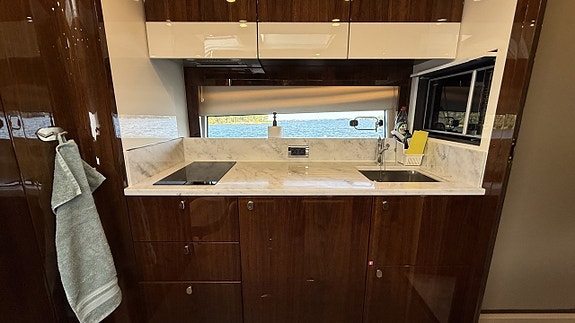 Fairline Targa 43 Open -2019 13 of 24