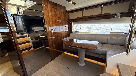 Fairline Targa 43 Open -2019 10 of 24