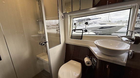 Fairline Targa 43 Open -2019 18 of 24