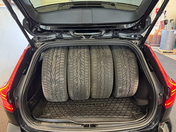 Volvo V60 24 of 25