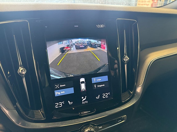 Volvo V60 20 of 25
