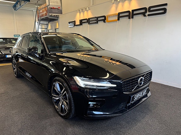 Volvo V60 2 of 25