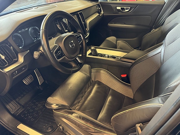 Volvo V60 14 of 25
