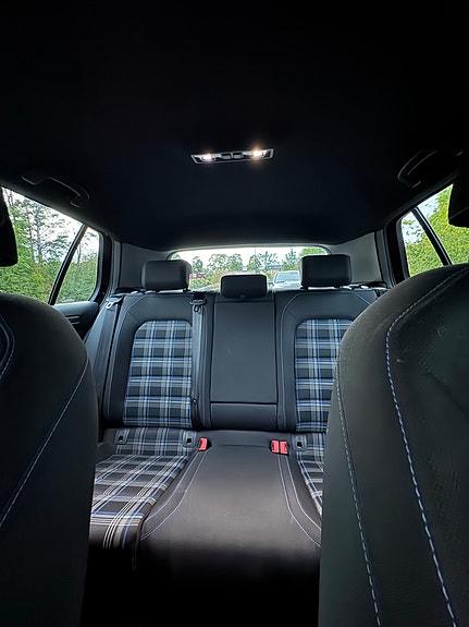 Volkswagen Golf VII 5 of 7