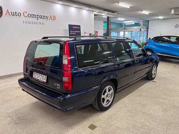 Volvo V70 6 of 18