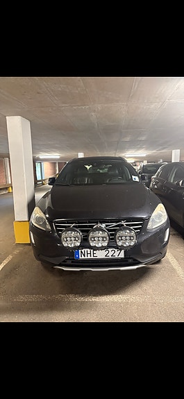 Volvo XC60 4 of 10