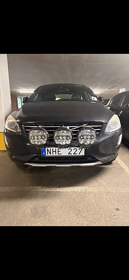 Volvo XC60 5 of 10