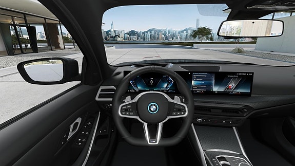 BMW 330e 12 of 13