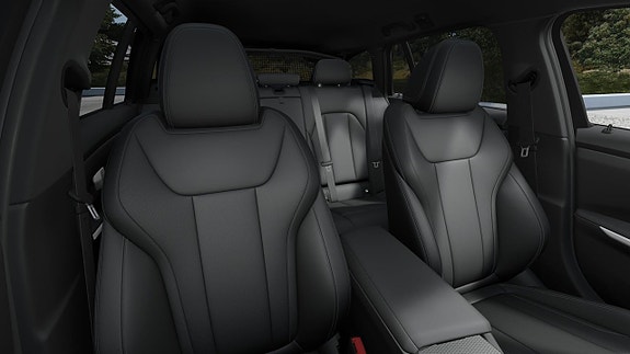 BMW 330e 10 of 13