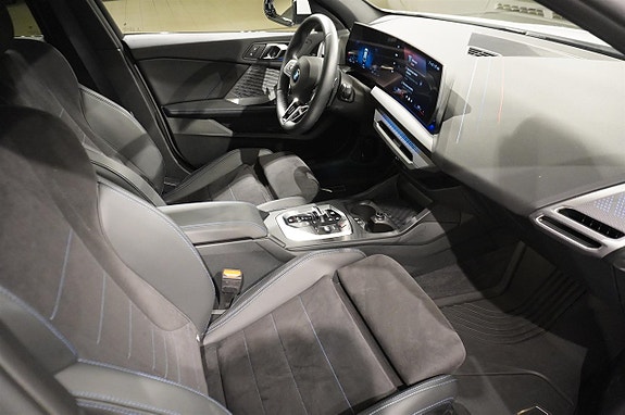 BMW 120 9 of 15