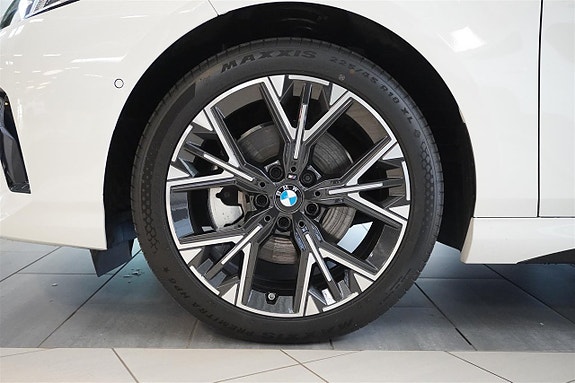 BMW 120 10 of 24