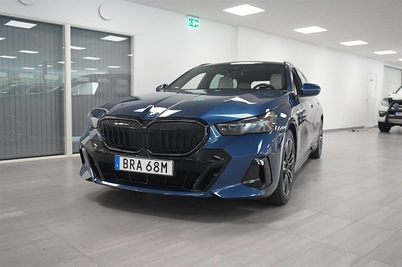 BMW 530e 2 of 19