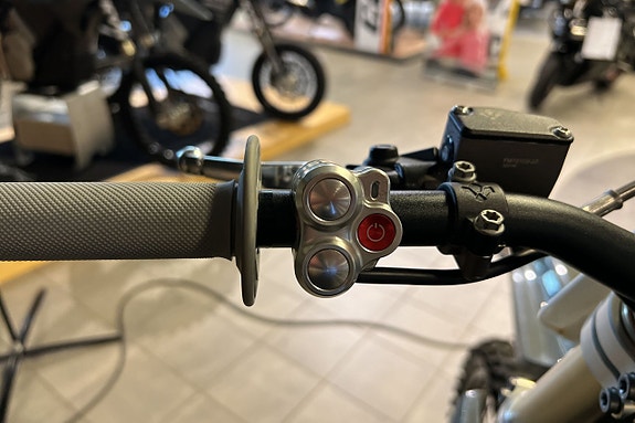 Stark Varg MX 1.0 60hk / 18" Enduro / Medium 5 of 11